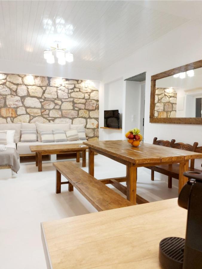Villa Doriana In Pelekouda Полония Екстериор снимка